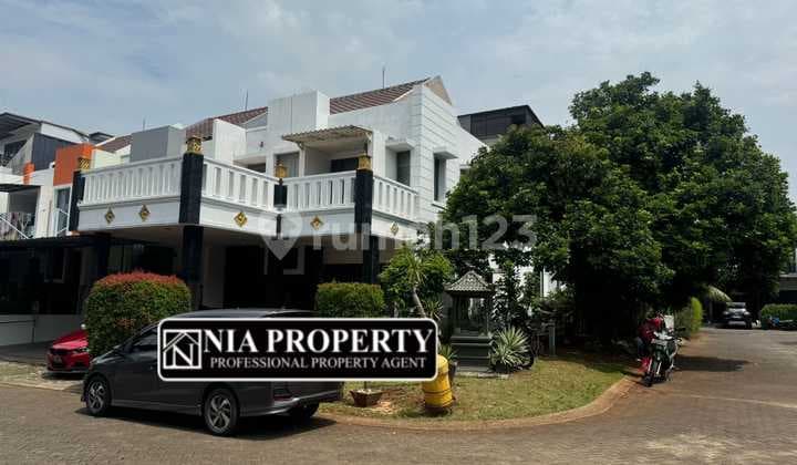 Rumah Hook 2,5 Lantai Di Kawasan Elite Raffles Hills Cibubur