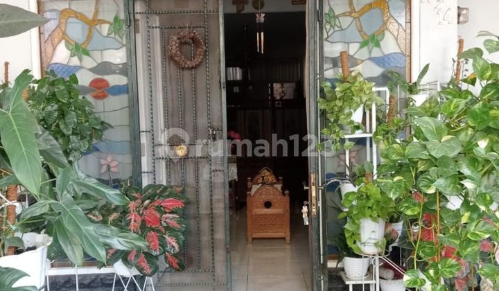 Dijual Rumah Di samping Jalan Raya Boulevard Jaka Setia