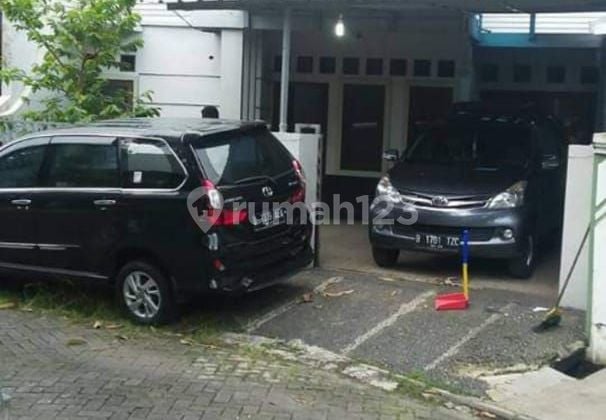 Dijual Rumah 2 Lantsj Shm Bagus Siap Huni Di Bekasi Kota