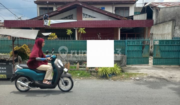 Dijuàl Rumah Luas Siap Huni Kota Medan Timur