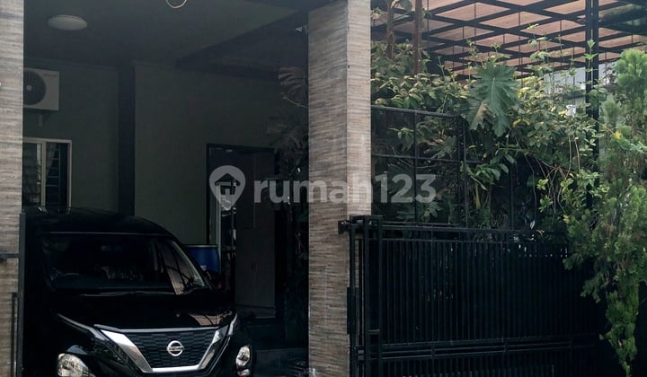 Dijual Cepat Rumah Furnished 2 Lantai Di Sentul City