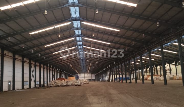 Disewakan Gudang Ex Pabrik di Delta Silicon Lippo Cikarang
