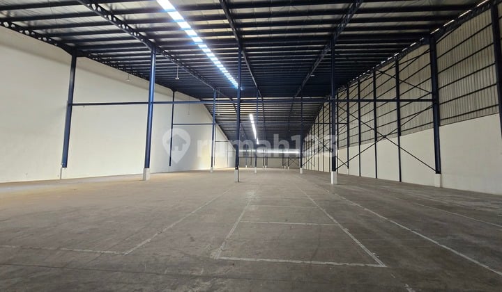 Disewakan Gudang Loading Doc di Marunda Center Bekasi