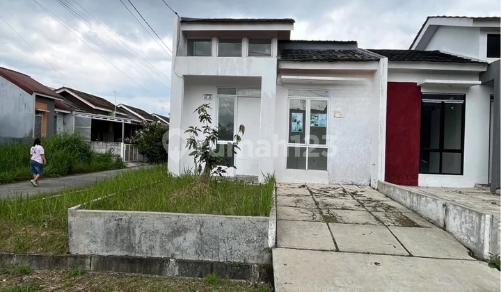 Rumah Asri Dan Nyaman Di Perumnas Dramaga