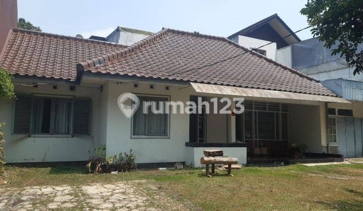 Rumah Lama Terawat Siap Huni Hegarmanah Bandung