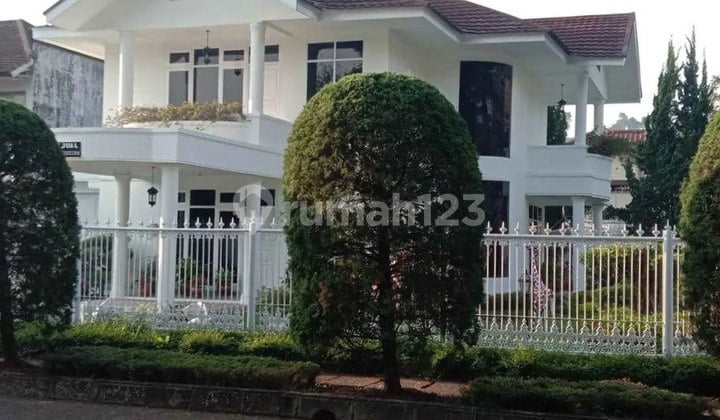 Rumah Villa Hook Sejuk Siap Huni Setiabudi Bandung