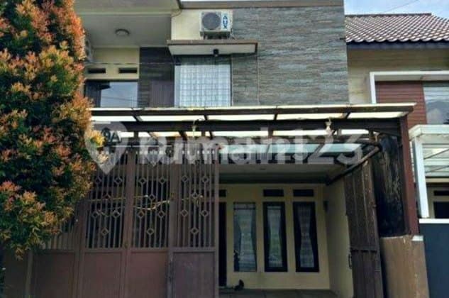 Rumah Bagus 2 Lantai Siap Huni Di Buah Batu Regency