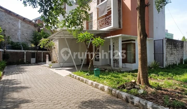 2-Story Luxury House at 1-Story Price in Gedongkuning Area