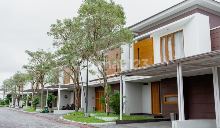 Bale Wangsa: 2 Lantai, Perumahan Modern, Jalan Kabupaten Mlati