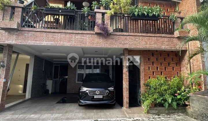 Rumah Lokasi Strategis Dekat Mrt.pondok Labu