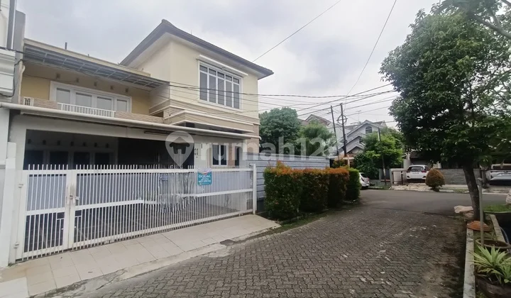 For Sale: Nice and Comfortable Corner House in Sector 3 Bintaro Jaya