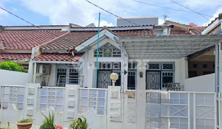 Dijual Rumah Lokasi Strategis Di Melati Mas