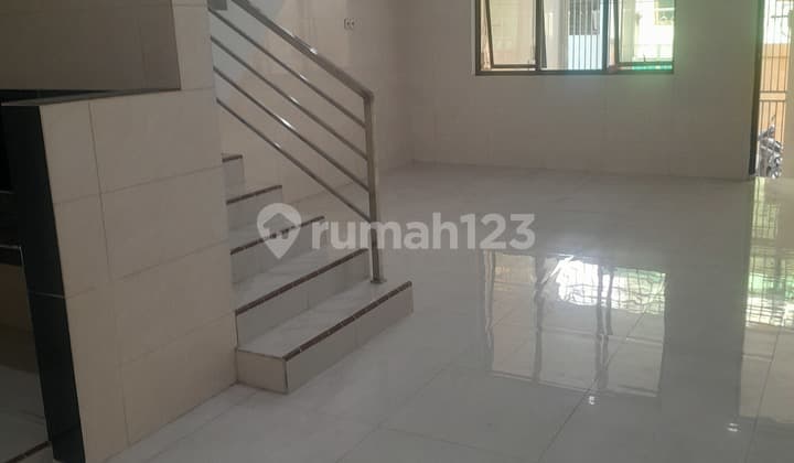 For Sale Teluk Gong House 75m2 Brand New 3.5 Floors SHM