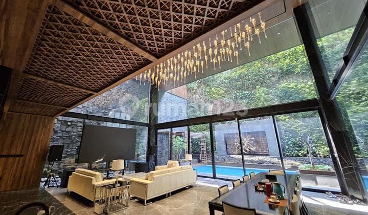 For Sale Luxury House in Trimaran Permai PIK Area 600M2