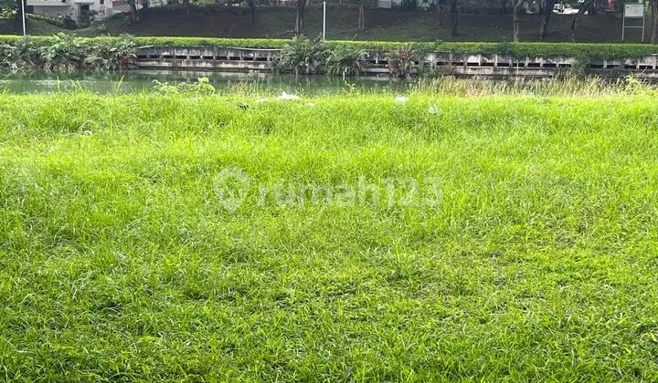 For Sale: 540m2 Luxury Cluster Lot with Lake View, South Facing