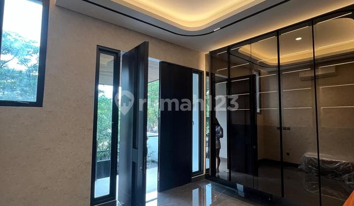 Disewakan Rumah Luxury High Dipik1 Luas 192M2 Full Furnish