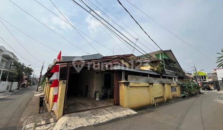 Rumah Dijual Posisi Hook di Duren Sawit Jaktim