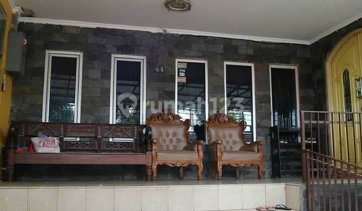 Dijual Rumah 2 lantai, Pinggir Jalan Raya Bukit Duri, Tebet, Jaksel