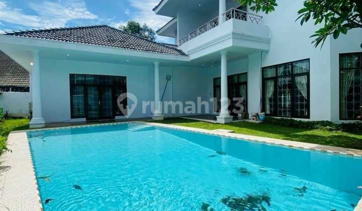 For Rent! Rumah Hook 2 Lantai Pejaten Barat Jaksel