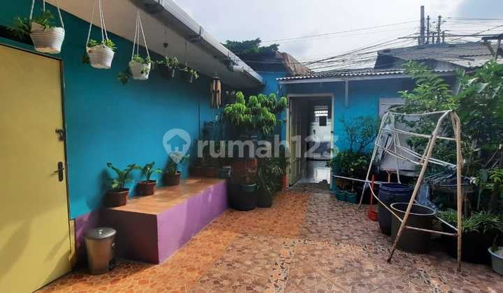 Disewakan Ruang Usaha Dipinggir Jalan Raya Pasar Rebo, Jaktim