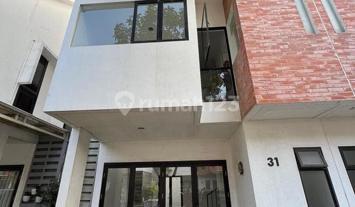 Rumah Cluster Botanica 2 Lantai Perumahan Vida Bekasi