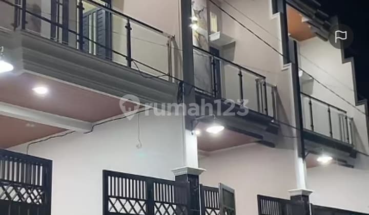 Dijual Rumah Baru Ploso/ Krampung SHM 2 Lt.minimalis