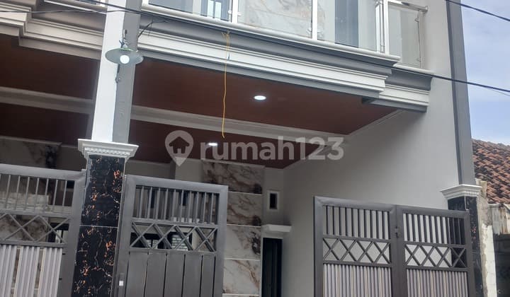 Dijual Rumah Baru Karang Asem2 Lantai SHM