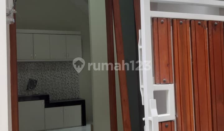 For Sale New Small House, Pacar Kembang Street, SHM, 2 Floors, Affordable.