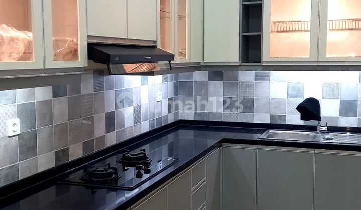 Dijual Rumah Baru Pakuwon City SHM 2 LT