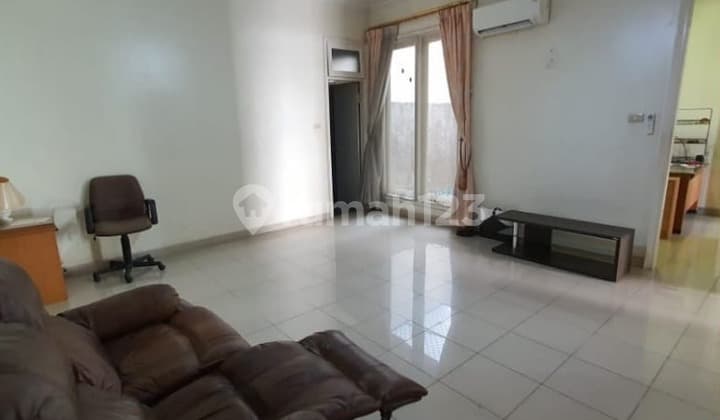 Si, Sewa Rumah 2 Lantai, Sunter Jakut