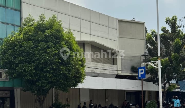 20381-Dj, Jual - Sewa Ruko / Bangunan Ex Bank, Gambir, Jakpus