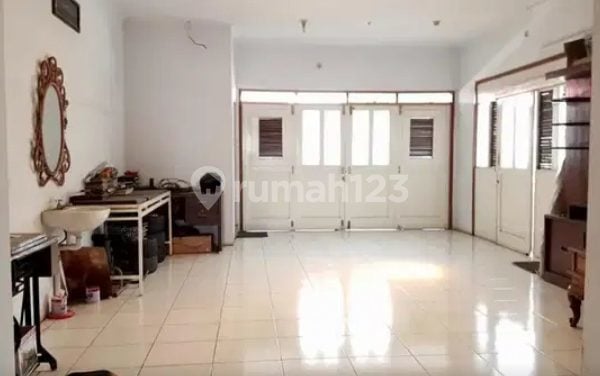 Termurah Rumah Hitung Tanah Tenggilis Cocok Bangun Kos bisa Nego