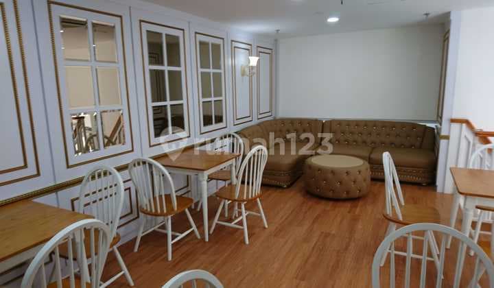 Ruang Usaha Apartemen Springhill Kemyr Dekat Sekolah Inter Bakery