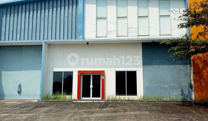 Gudang Dlm Pergudangan Ada Hotel Akses Tol Kontainer 40ft