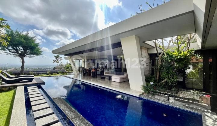 Villa 3BR with Infinity Pool in Ungasan, Jimbaran