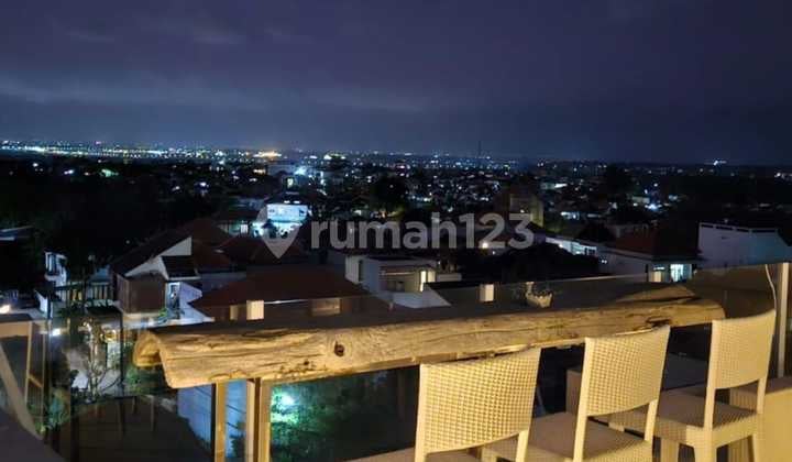 Villa 4Br Jimbaran With Ocean View