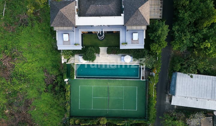Villa 6BR Luxury Modern dengan Lapangan Tennis dan Unblock Ocean View di Ungasan, Bali.