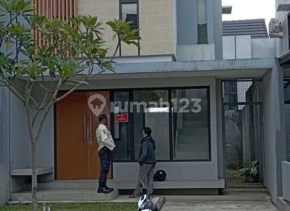 Rumah Siap Huni, Bangunan Masih Bagus,di Bogor Barat