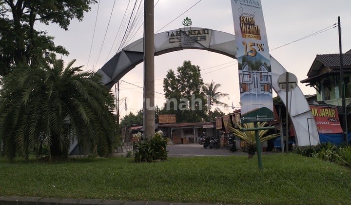 Di Jual Tanah dan Bangunannya, Cocok untuk Bengkel, Gudang atau Investasi Lainnya. Harga Nego