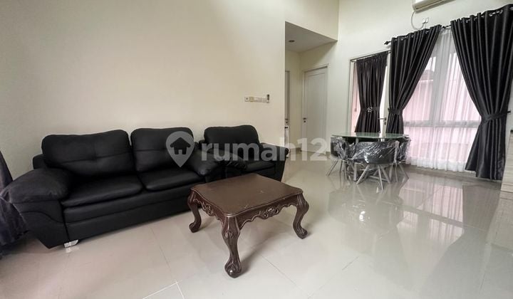 Cheap Sale Hook House 214m2 Fully Furnished East Facing In Elite Housing In Batam Center