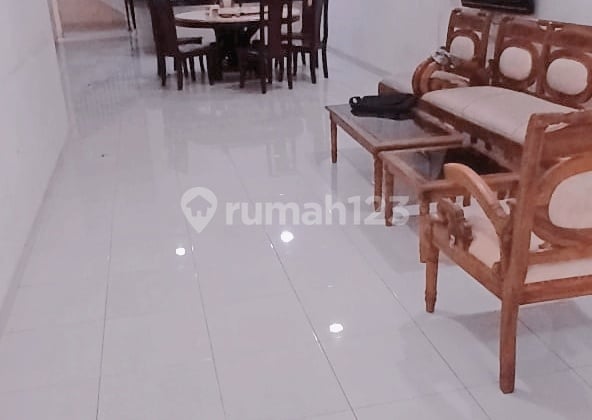 Rumah 4 Kamar Tidur Di Daerah Strategis Di Batam Centre