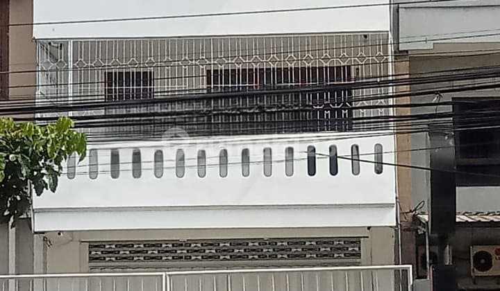 Disewakan.ruko 3 Lantai Strategis Pinggir Jalan Utama Gatot Subroto