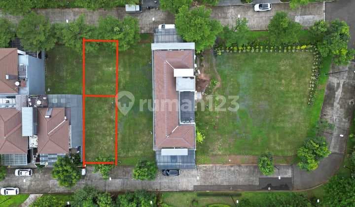 East Terrace Metland Plot:
1. Plot 10x15 M (150 M2) Southwest, price 22.5/m2 Negotiable
2. Plot 10x18 M (180 M2) Northeast (facing the park, no house in front), price 22.5/m2