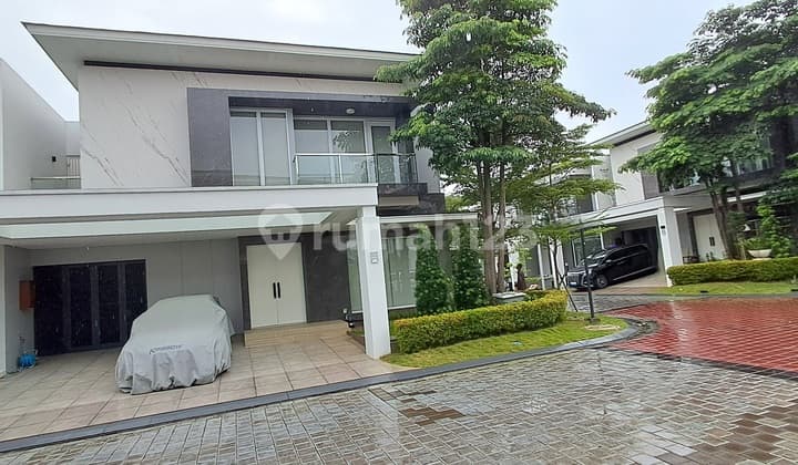 Rumah Pasadena, Gading Serpong. Lokasi Strategis Dekat Sekolahan dan Hotel Bintang 5. Dekat dengan Mall dan Rumah Sakit. Rumah Bagus dan Interior Mewah. Harga 12,2 Milyar Nego