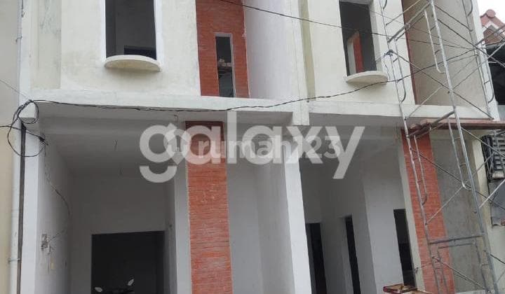 New Minimalist Fresh House in Karang Empat Area, Surabaya