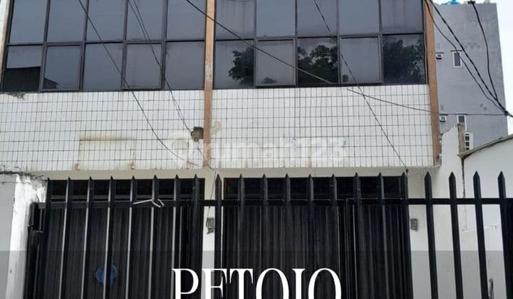Dijual Sangat Murah Ruko Lokasi Strategis di Petojo