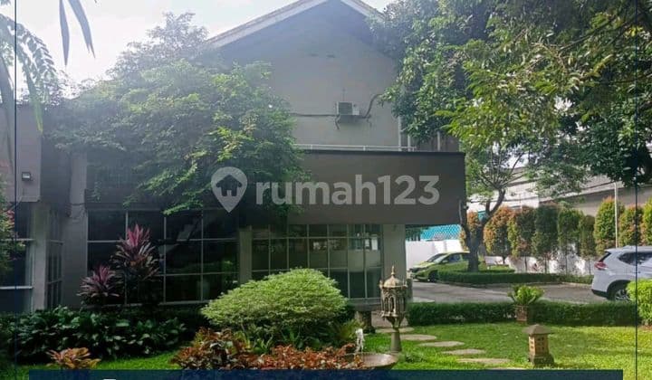 Quick Sale Business House in Kebayoran Baru