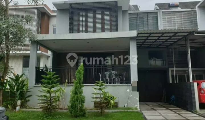 Tanah Luas Tengah Kota Pinggir Jalan