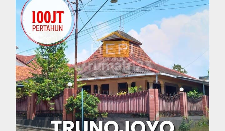 Rumah Besar di Trunojoyo Banyumanik Kota Semarang