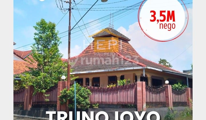 Rumah Besar di Trunojoyo Banyumanik Kota Semarang